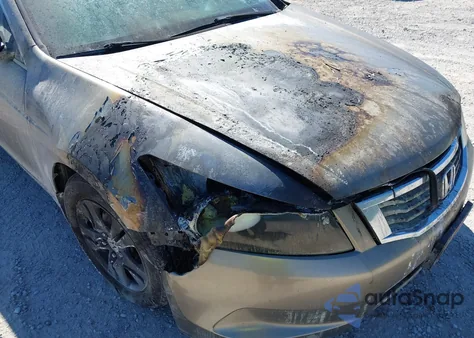 2010 Honda Accord 2.4 Lx-P z USA, uszkodzony, nr VIN 1HGCP2F43AA099327